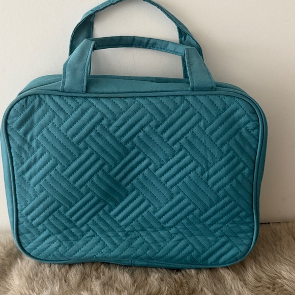 BAGSMART Toiletry Bag Travel Bag with Hanging Hook, Water-resistant Makeup bag - Picture 2 of 4